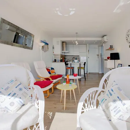 Appartamento Port Saint Ange 1 By Interhome